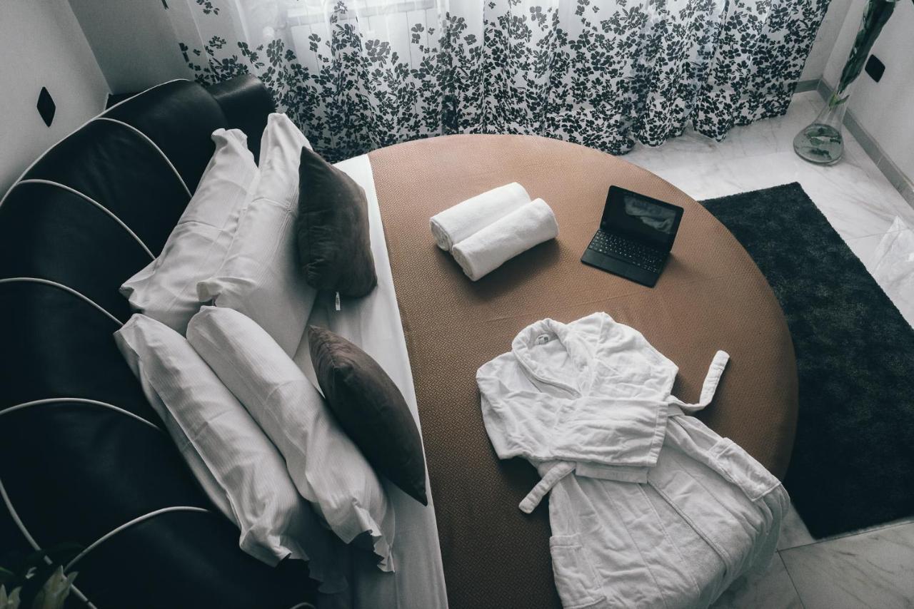 Gregorio VII Luxury Suites San Damaso Roma Exterior foto